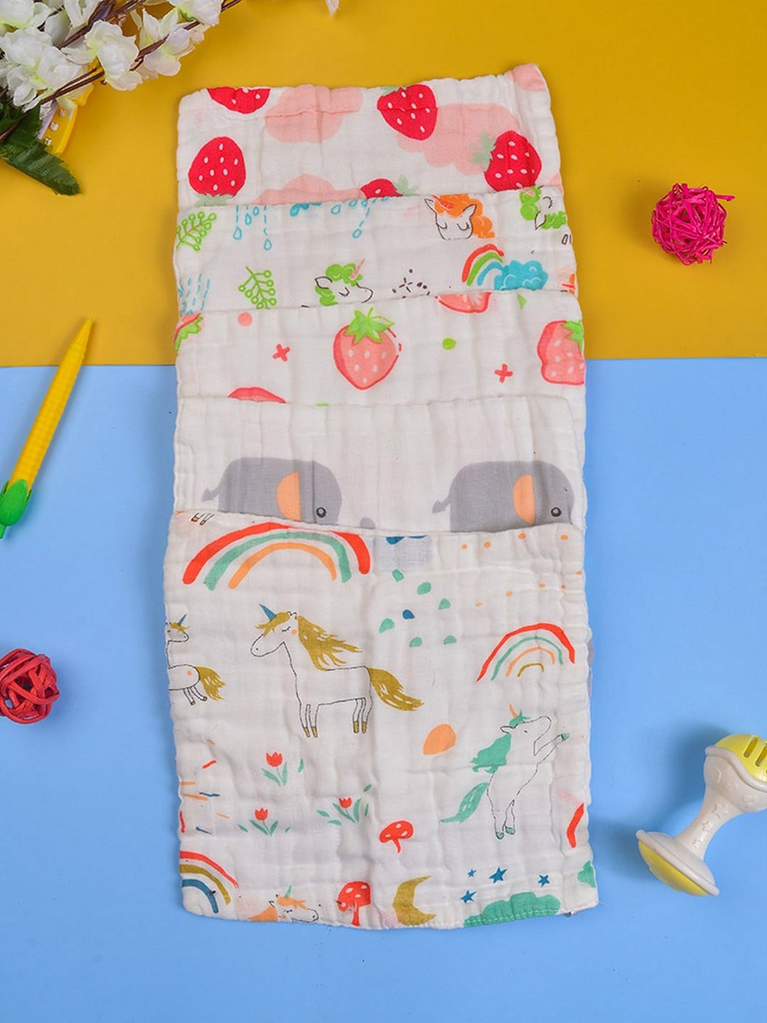 

POPLINS Infants Pack Of 5 Printed Napkins, White