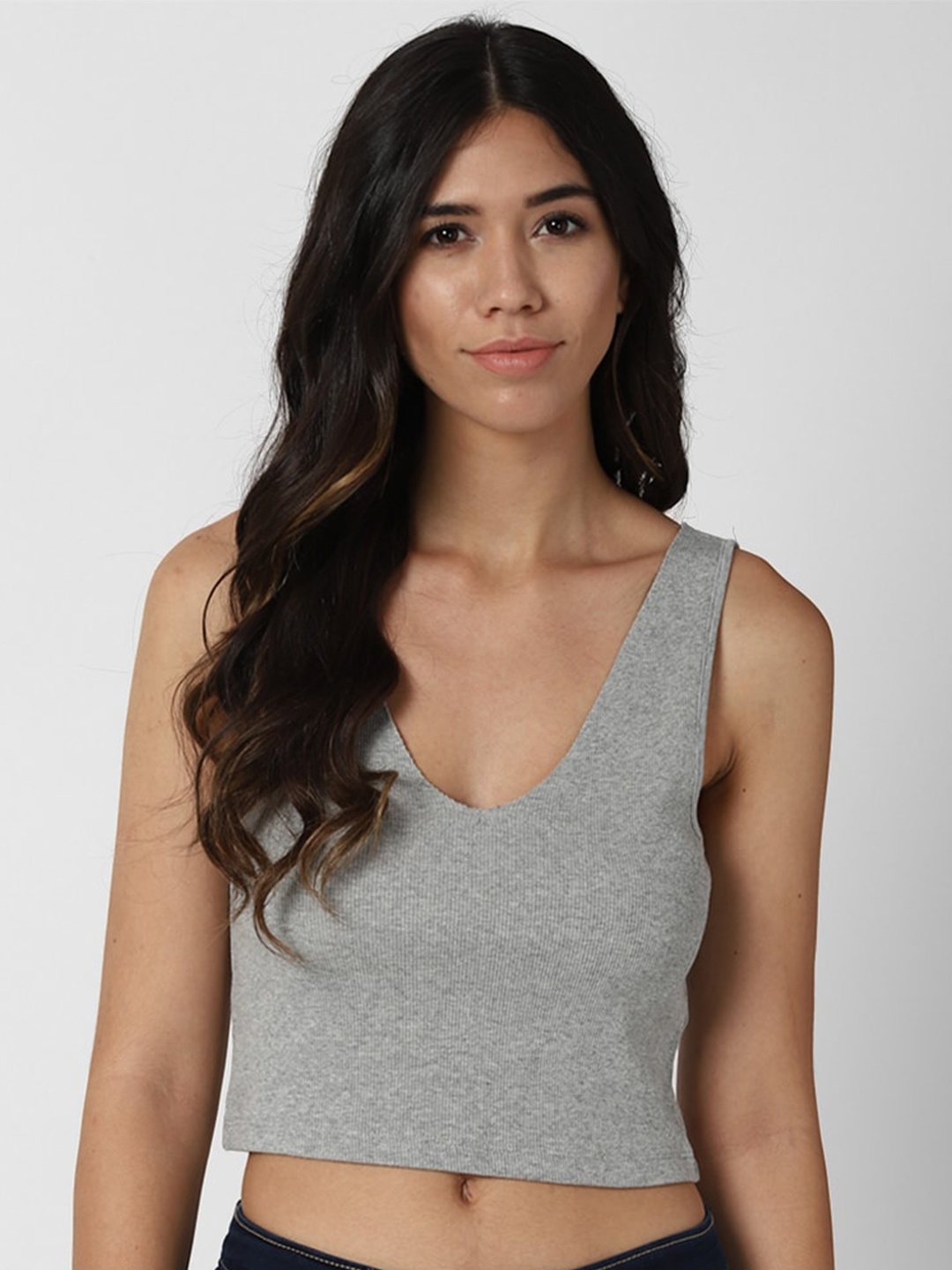 

FOREVER 21 Women Grey Solid Tank Crop Top