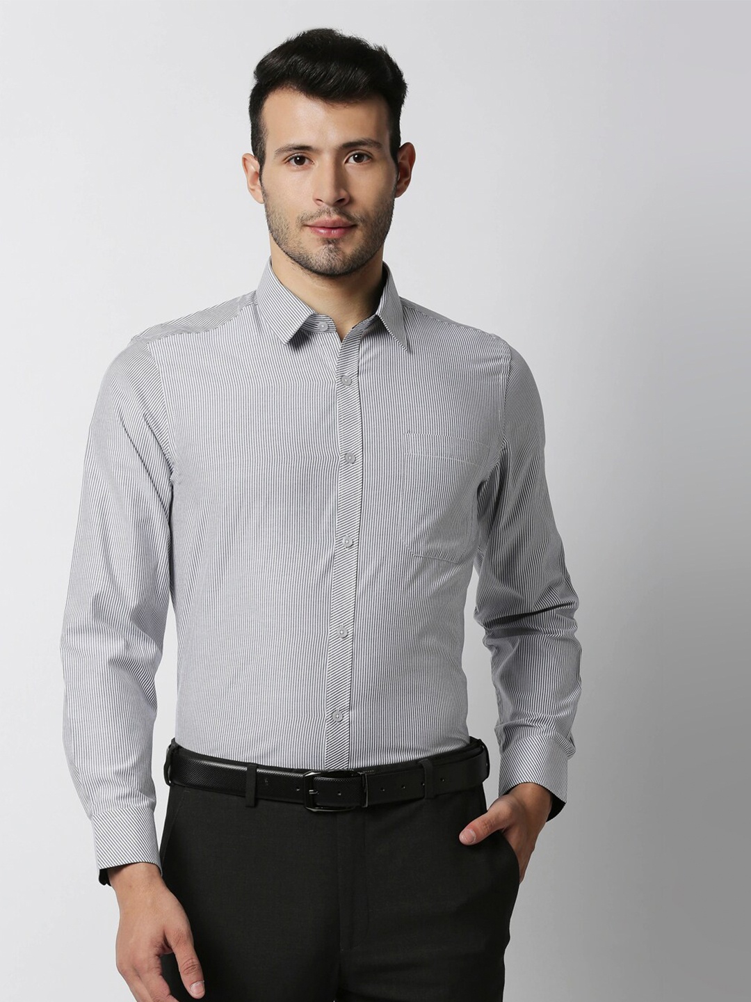 

Solemio Men Grey Smart Striped Formal Shirt