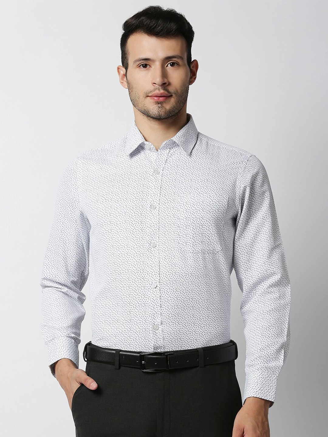 

Solemio Men White Printed Smart Fit Formal Shirt