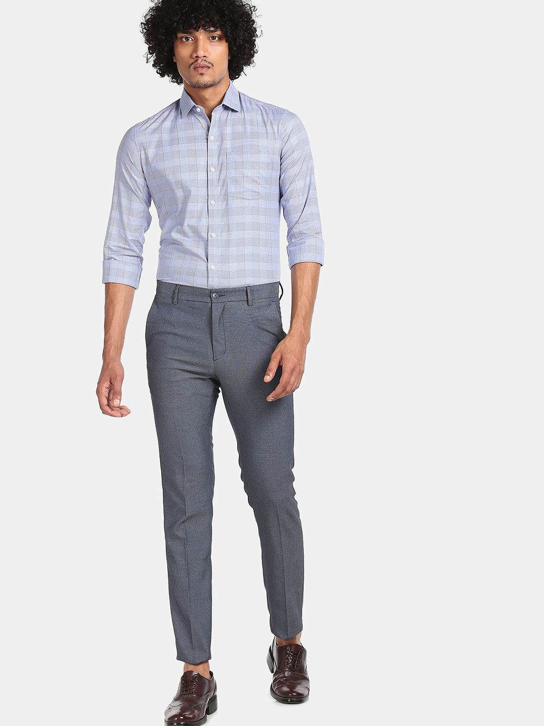 

Excalibur Men Blue Checked Semiformal Shirt