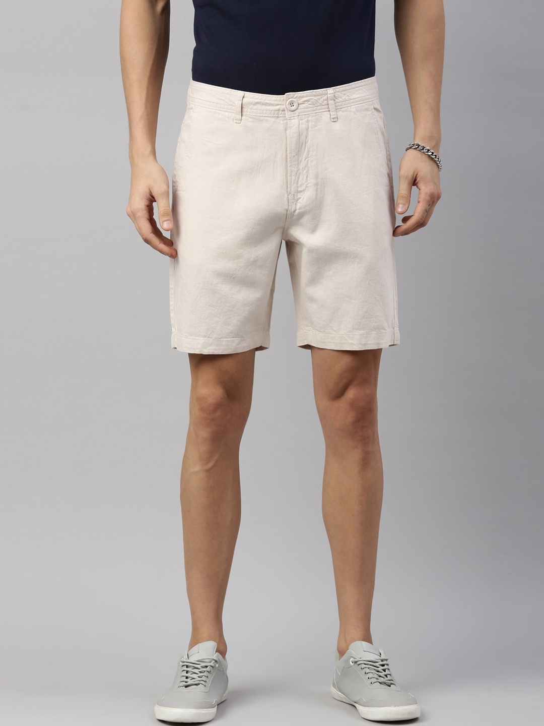 

Breakbounce Men Beige Chino Shorts