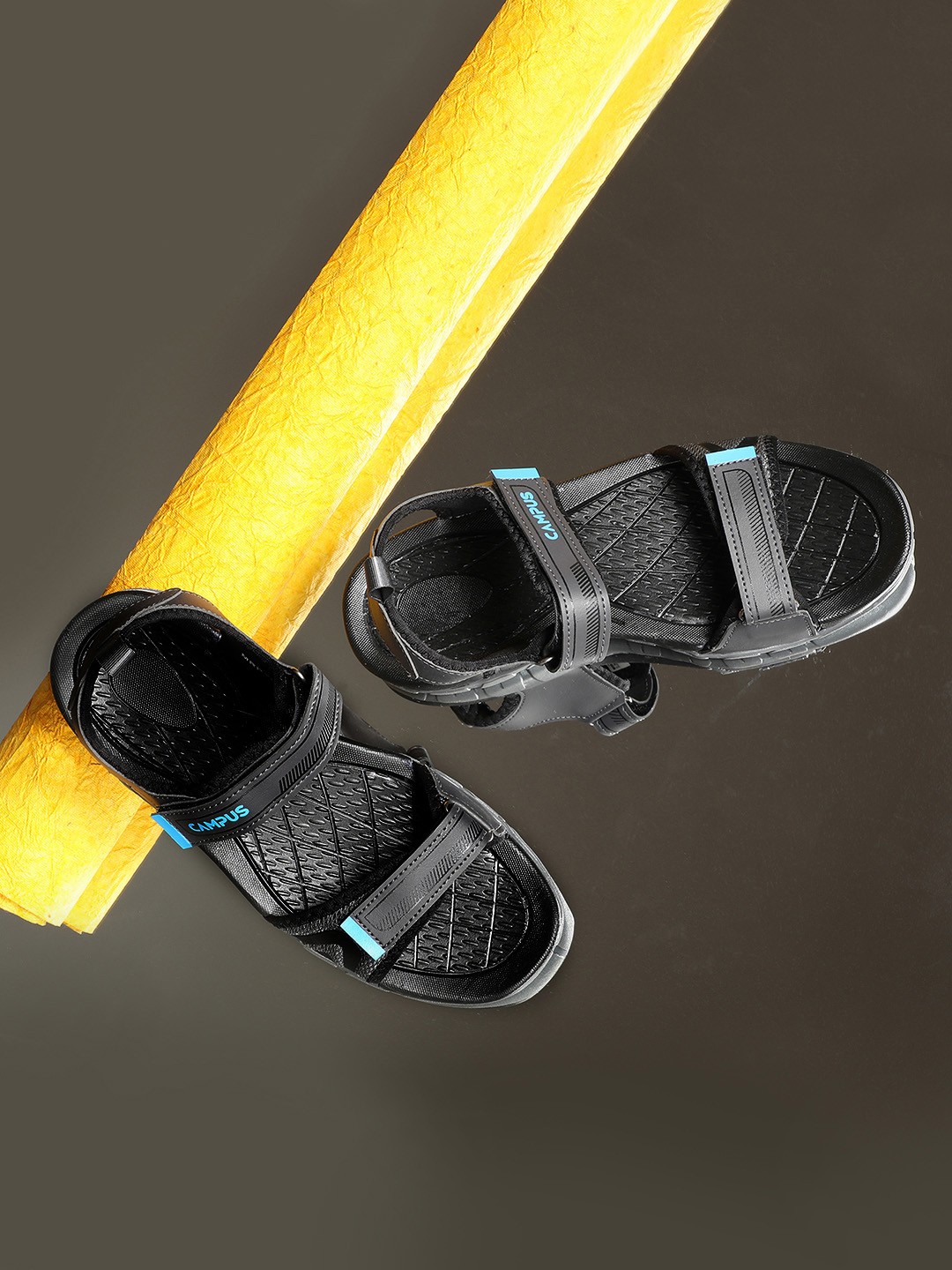 

Campus Men Black Solid Sports Sandals