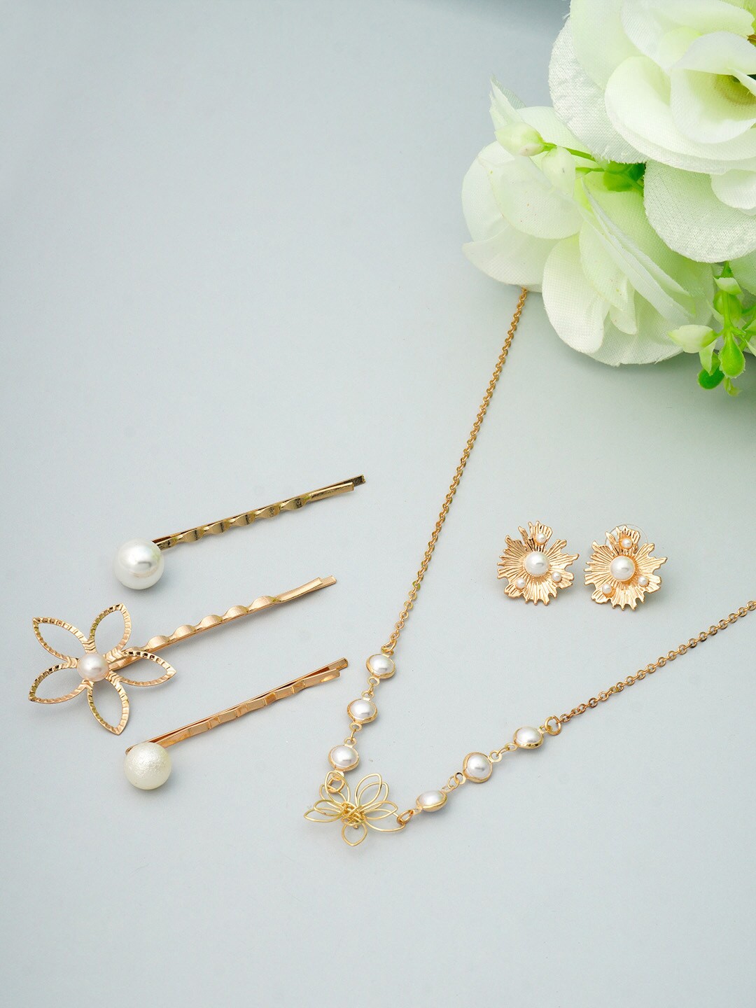 

Ferosh Women Gold-Plated Floral Pearl Jewellery Set