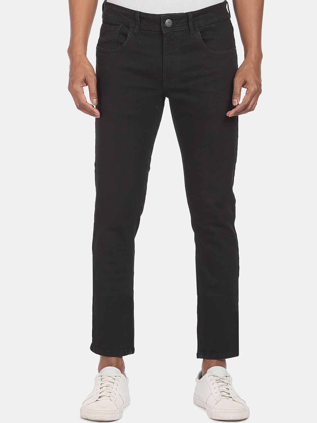 

Ruggers Men Black Slim Fit Jeans