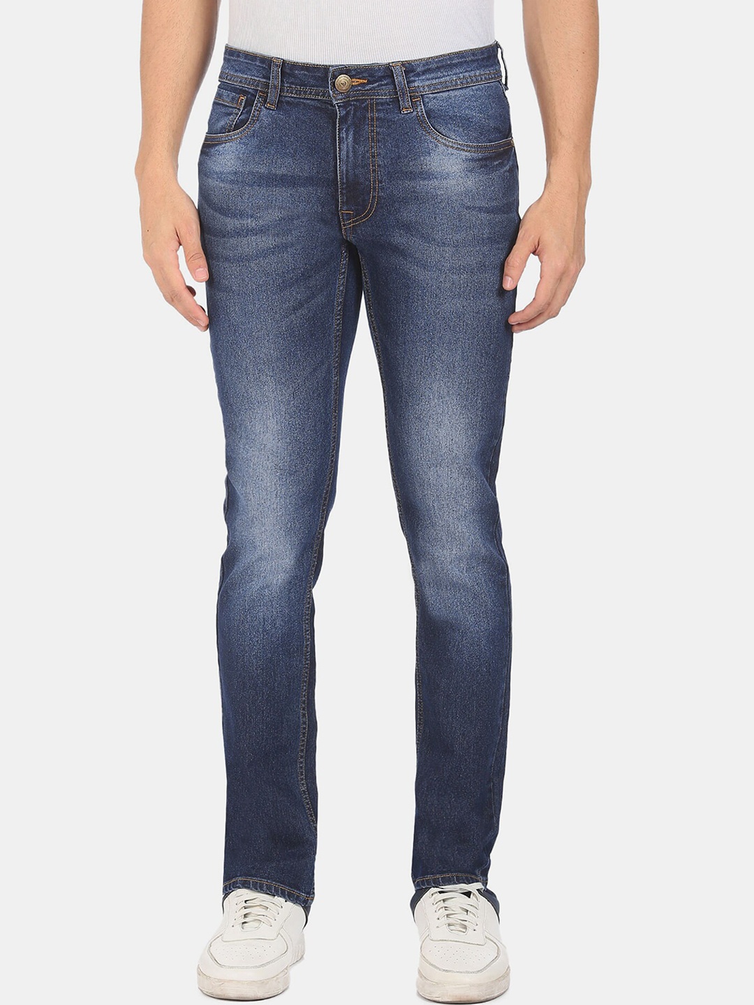 

Ruggers Men Blue Light Fade Jeans