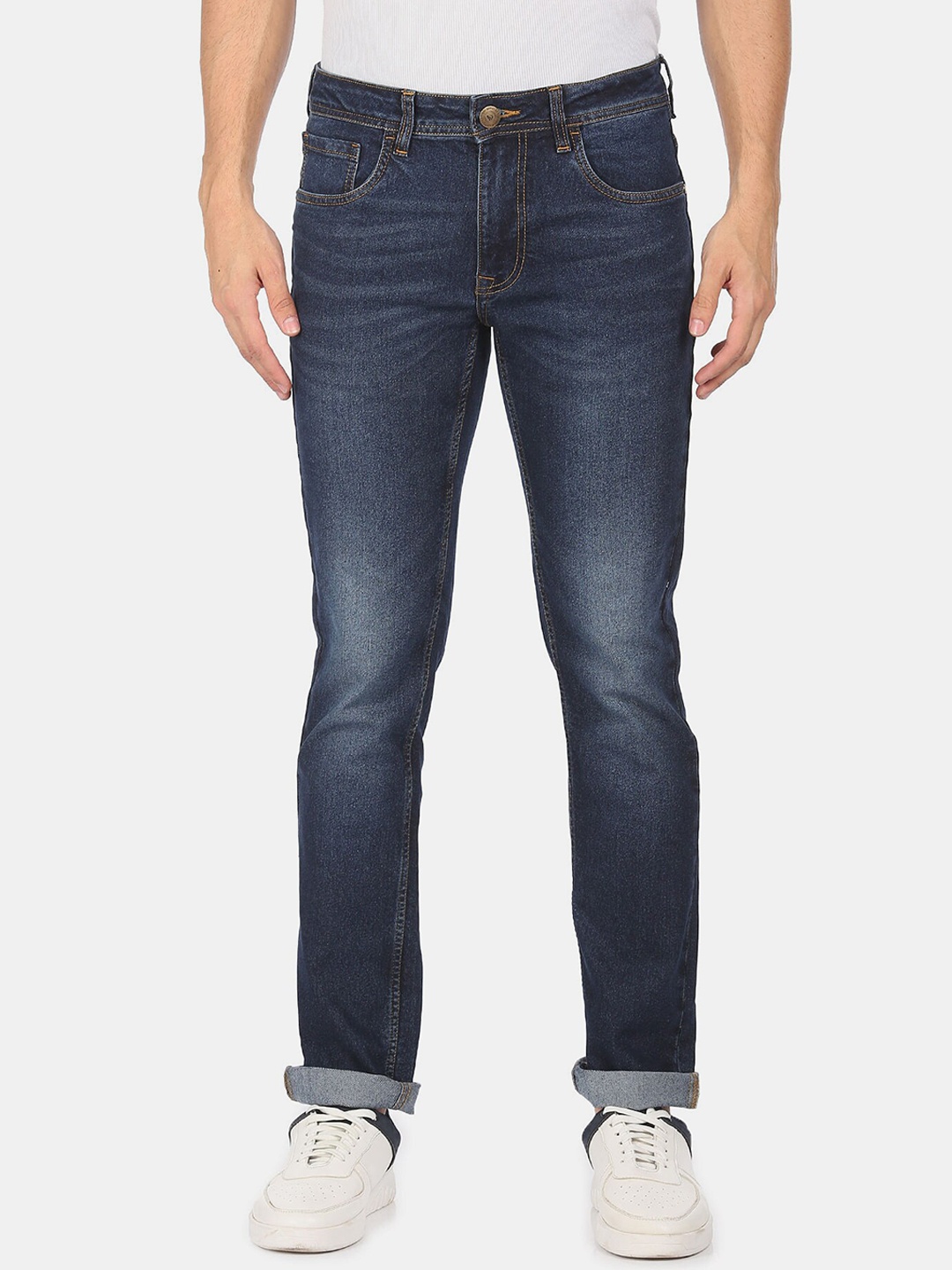 

Ruggers Men Blue Slim Fit Light Fade Jeans