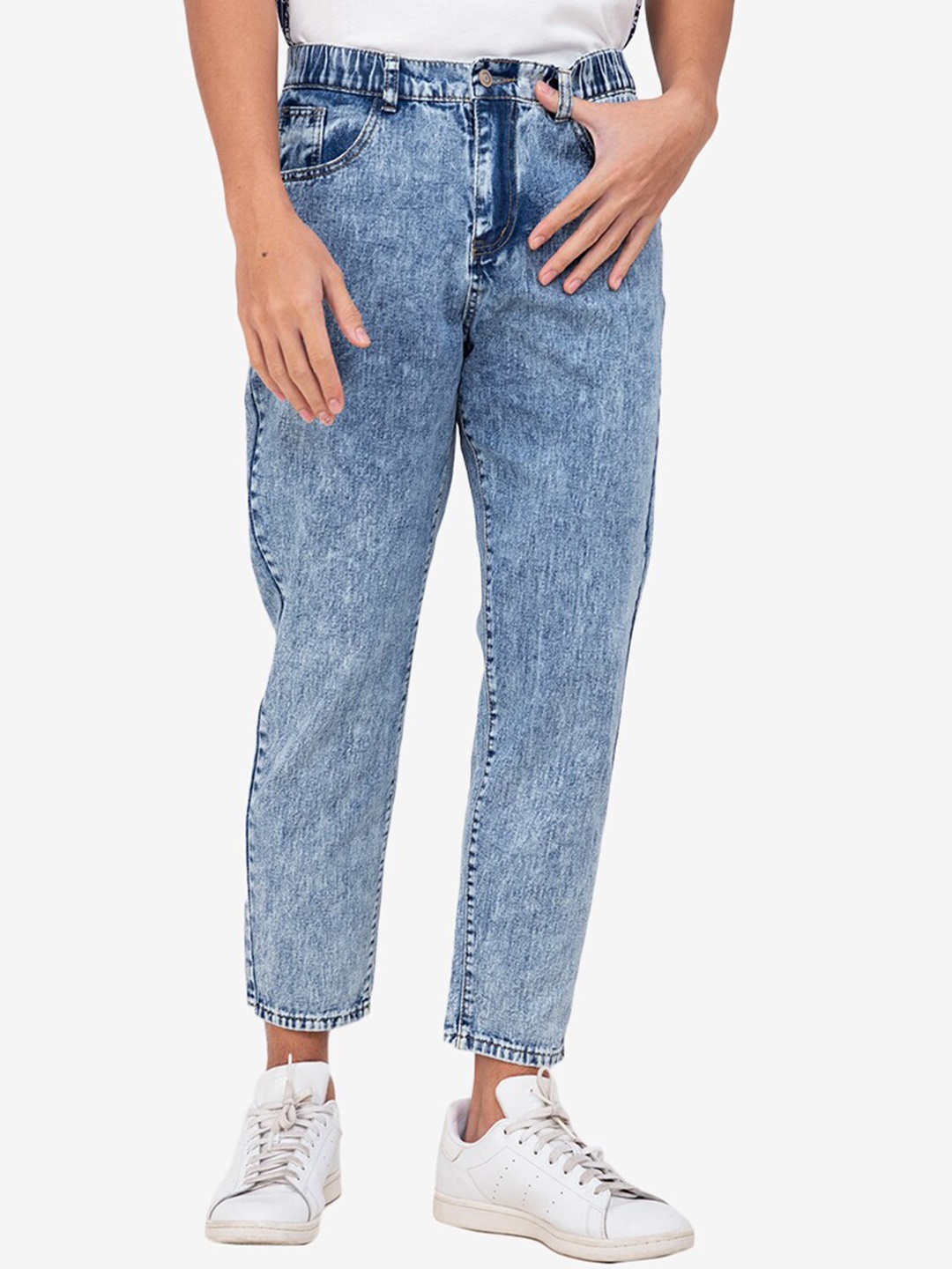 

ZALORA BASICS Men Blue Relaxed Fit Low-Rise Heavy Fade Cropped Jeans