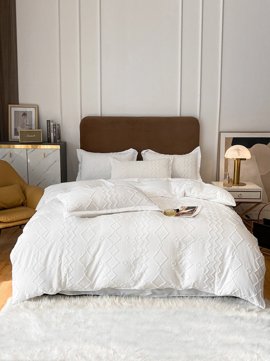 

JC Collection White Self-Design Double King Bedding Set