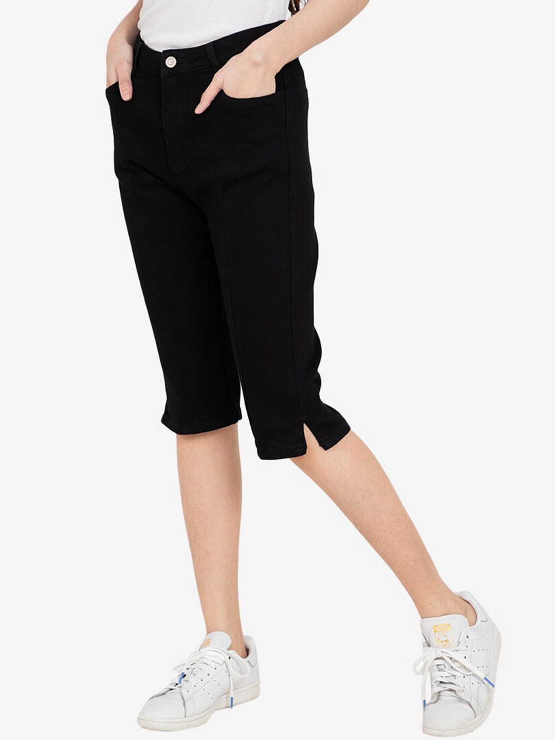 

ZALORA BASICS Women Black Capris Jeans