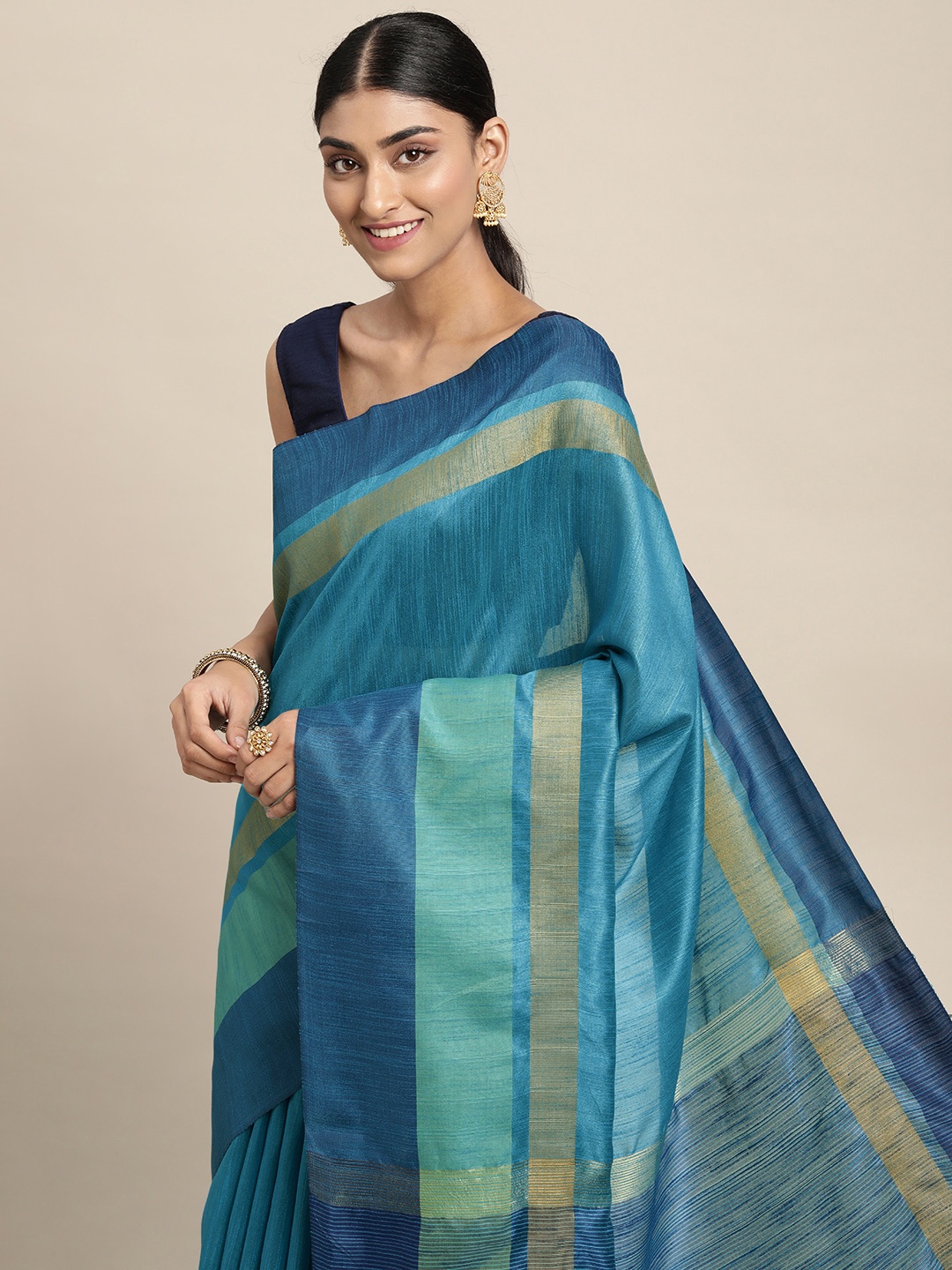 

Mitera Turquoise Blue Silk Blend Saree With Contrast Pallu