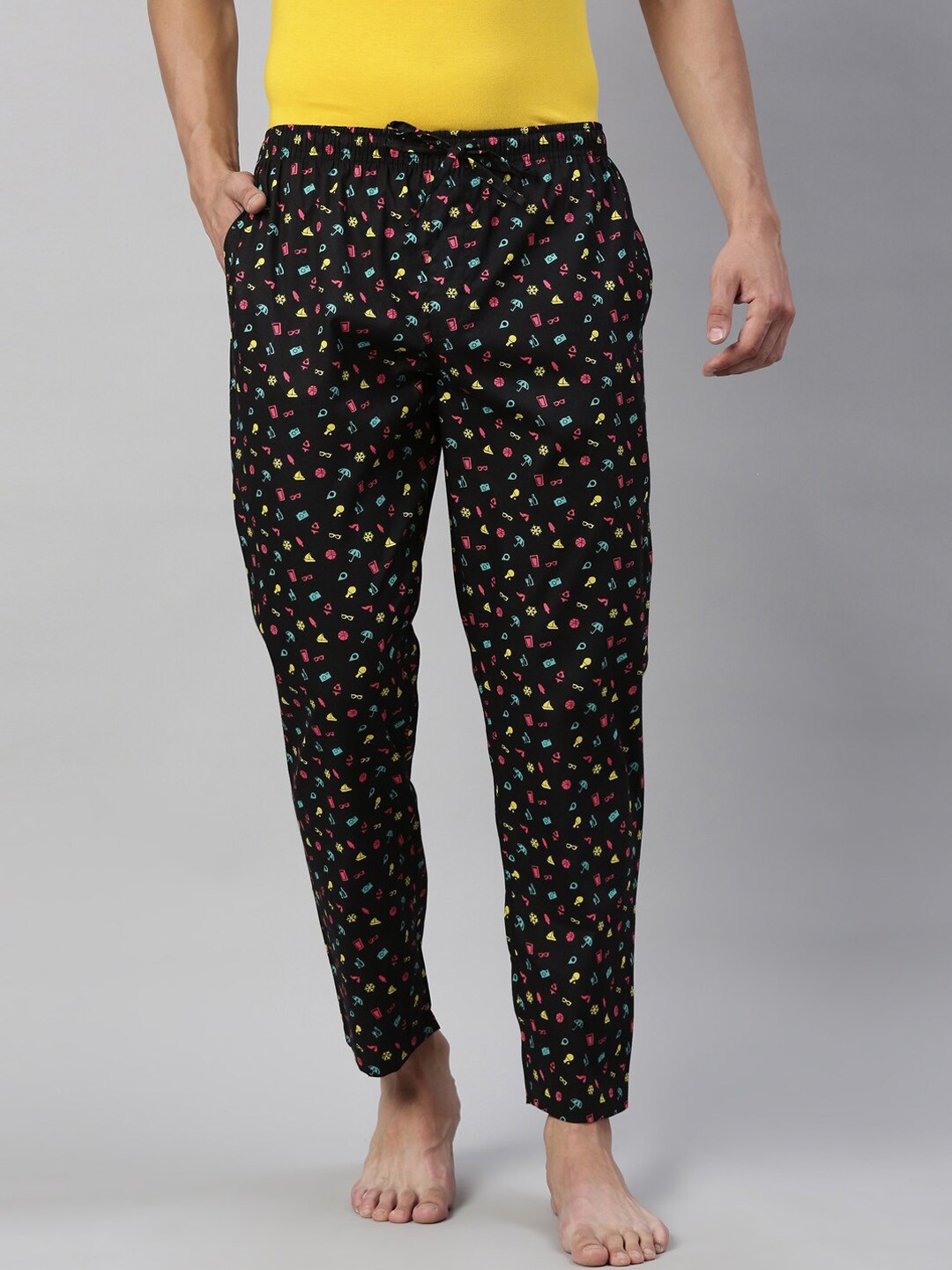 

Joven Men Black & Pink Printed Pure Combed Cotton Lounge Pants