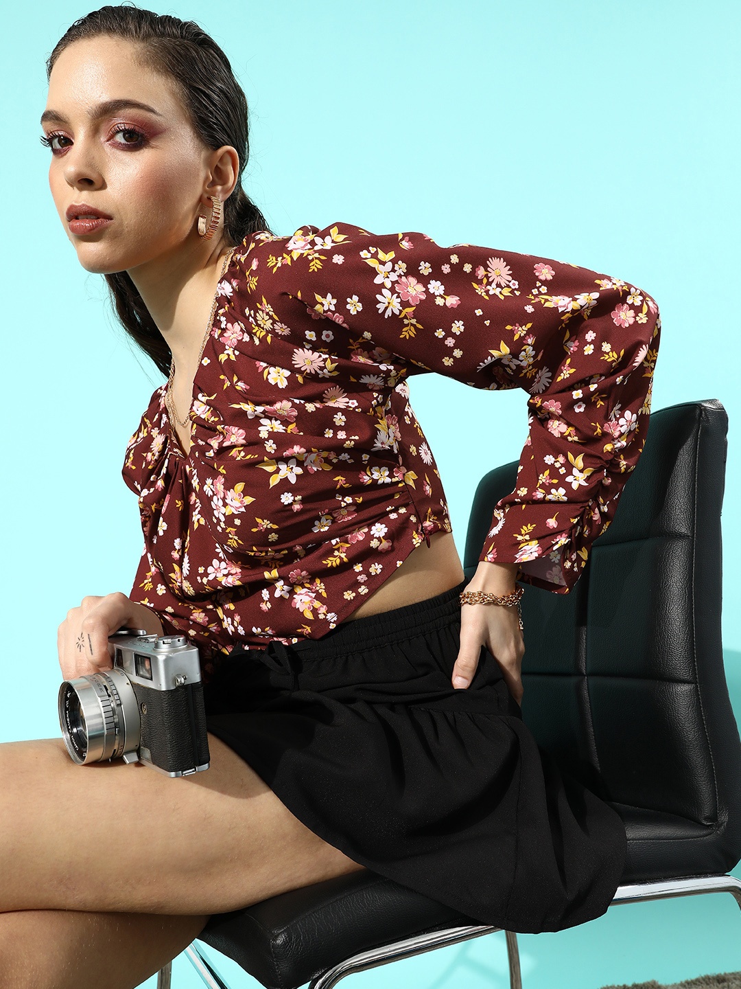 

StyleCast Brown Floral Vacay Attire