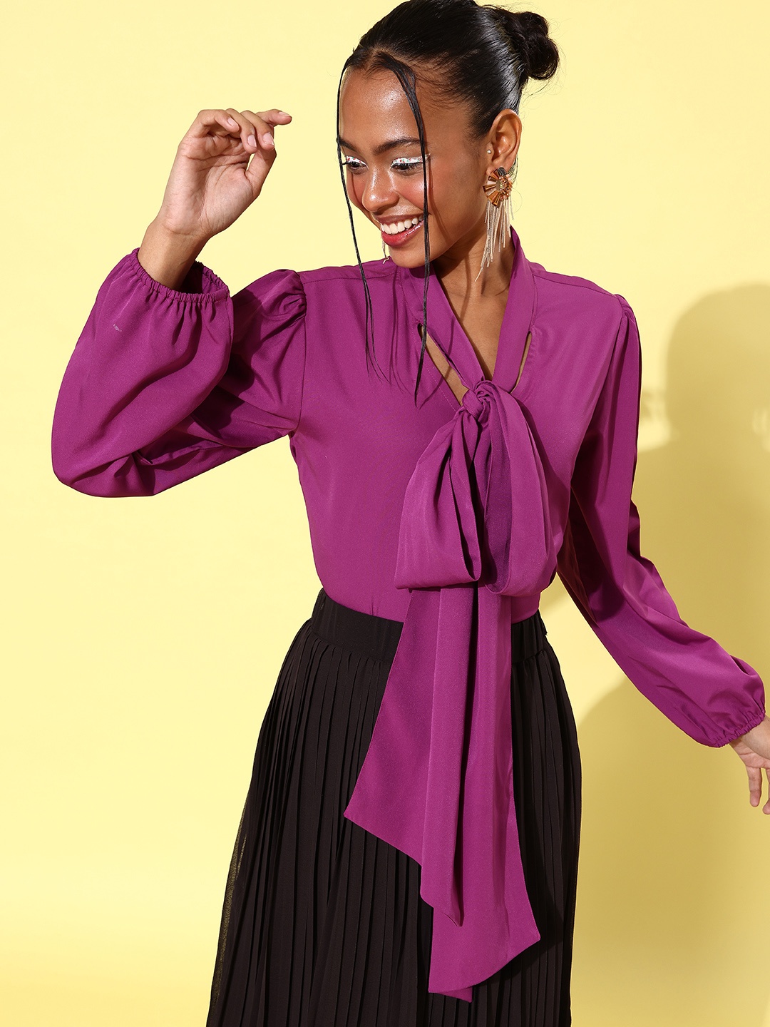 

StyleCast Purple Solid Twist & Knot Top