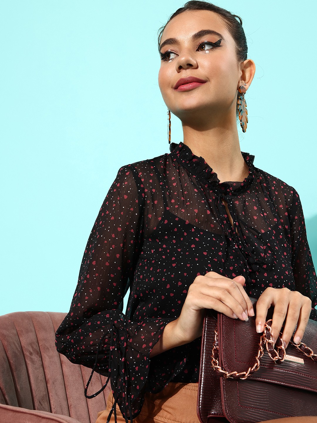 

StyleCast Black Conversational Indie Gal Top