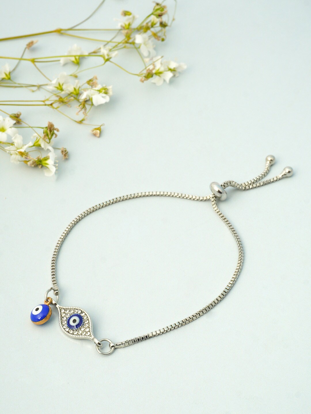 

Ferosh Women Silver-Toned & Blue Evil Eye Charm Bracelet