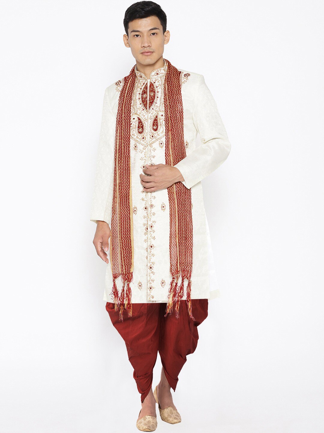 

SG LEMAN Men Cream-Coloured & Maroon Embellished Sherwani Set