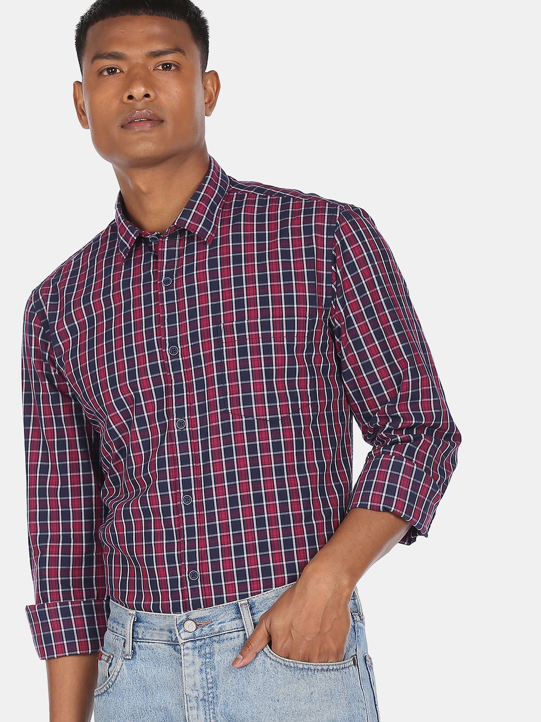 

Ruggers Men Red & Navy Blue Tartan Checked Casual Shirt