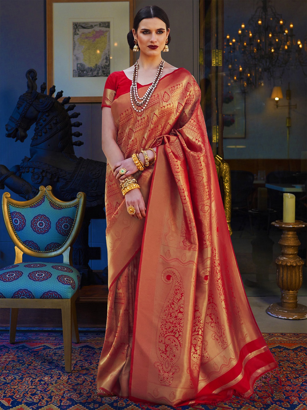 

Mitera Red & Gold-Toned Zari Silk Blend Kanjeevaram Saree