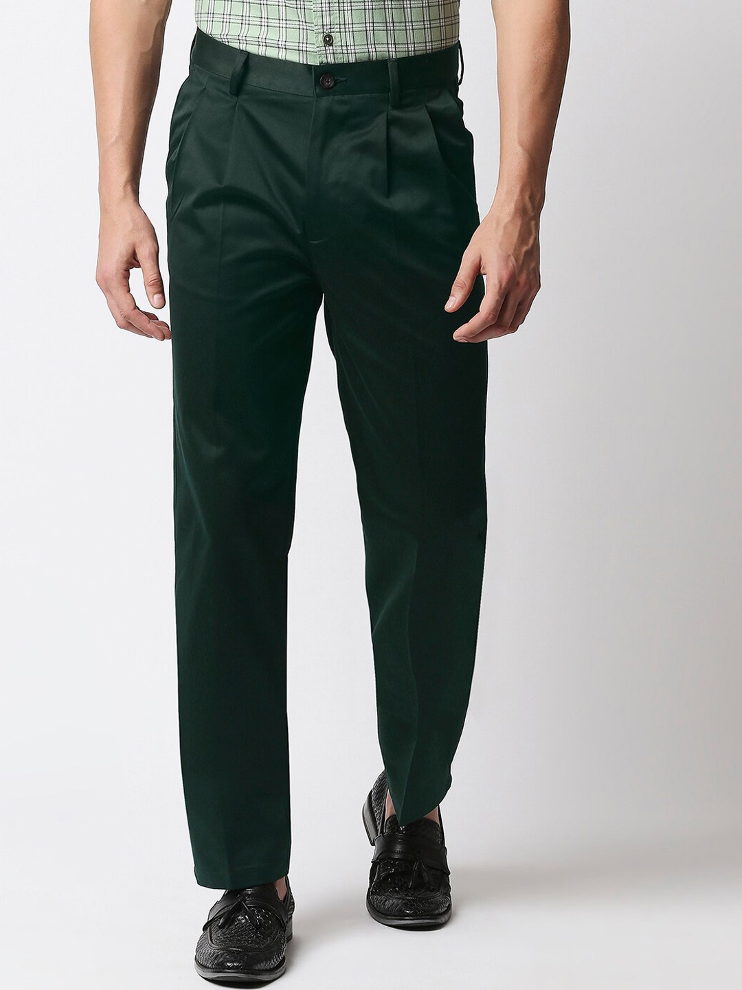 

Basics Men Green Trousers