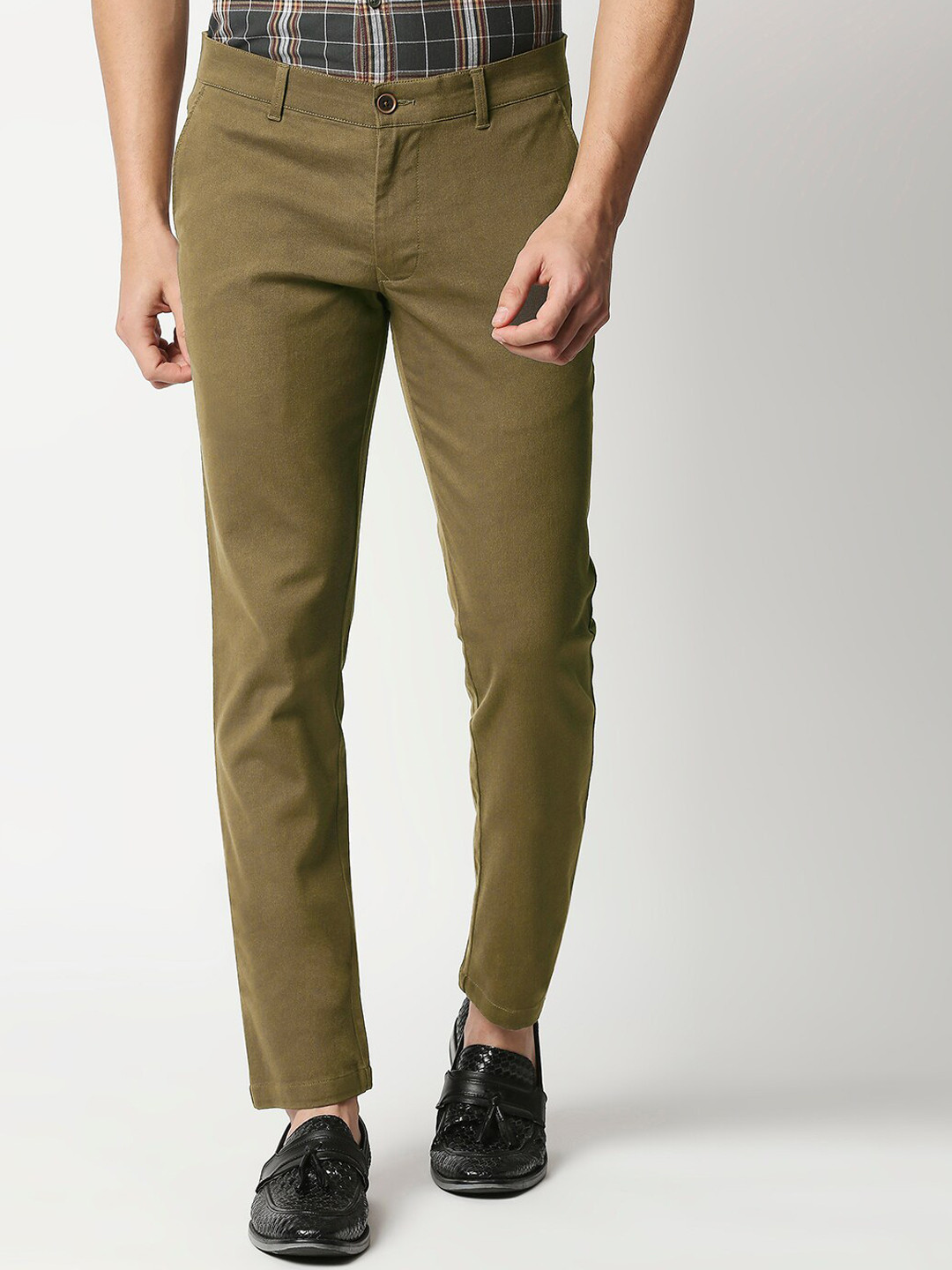 

Basics Men Brown Tapered Fit Trousers
