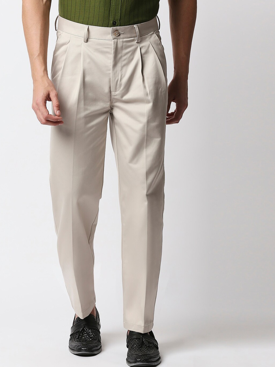 

Basics Men Grey Regular Fit Trousers