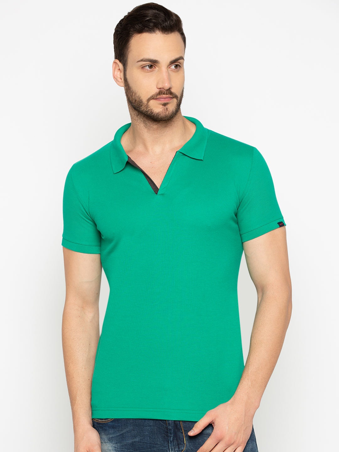 

Status Quo Men Green Solid Slim Fit Polo Collar T-shirt