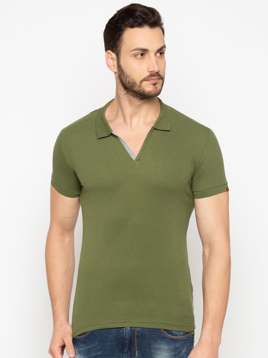 

Status Quo Men Olive Green Solid Slim Fit Polo Collar T-shirt