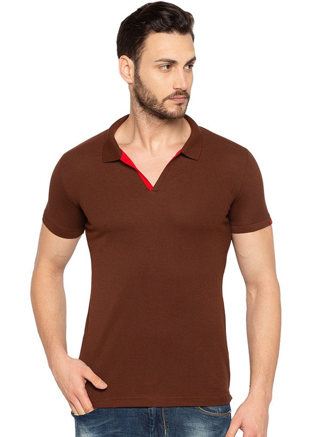 

Status Quo Men Brown Solid Slim Fit T-shirt