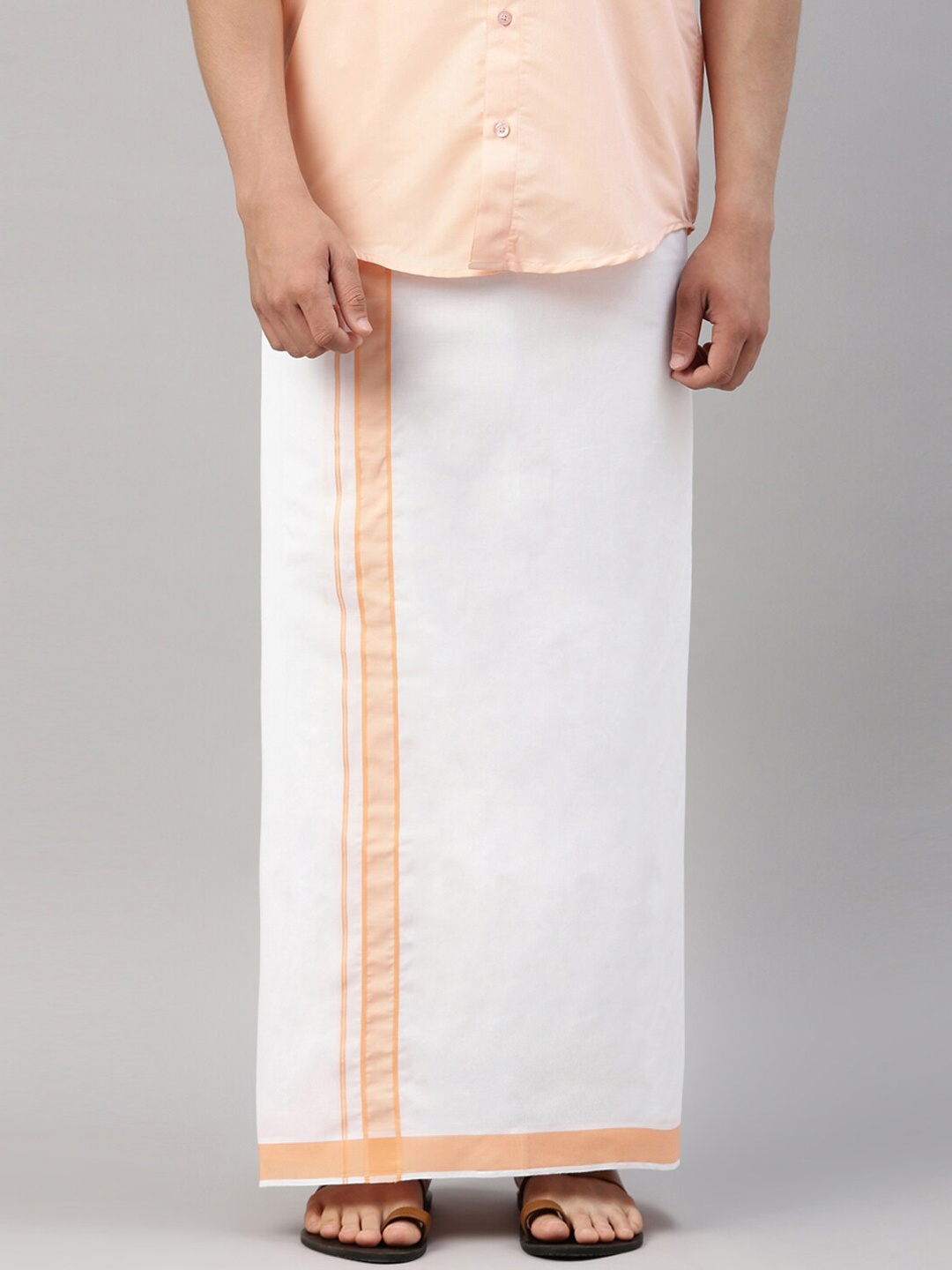 

Jansons Men White Solid Cotton Dhoti