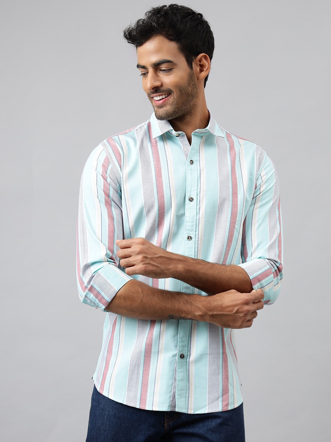 

MR BUTTON Men Green Slim Fit Striped Cotton Casual Shirt