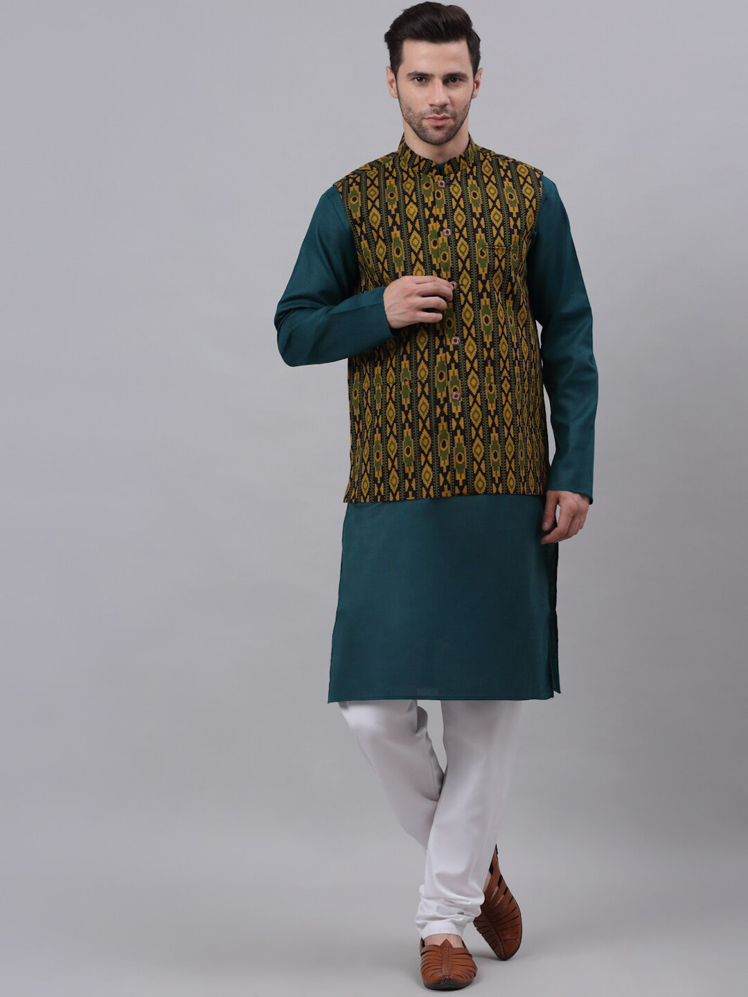 

NEUDIS Men Green Cotton Printed Nehru Jacket Kurta Set