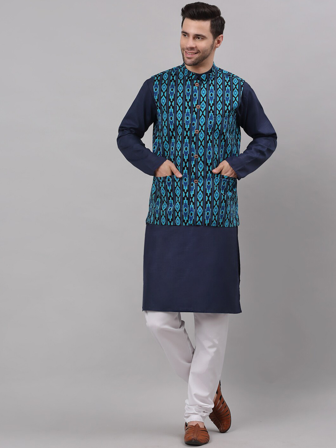 

NEUDIS Men Blue Cotton Printed Nehru Jacket Kurta Set, Navy blue