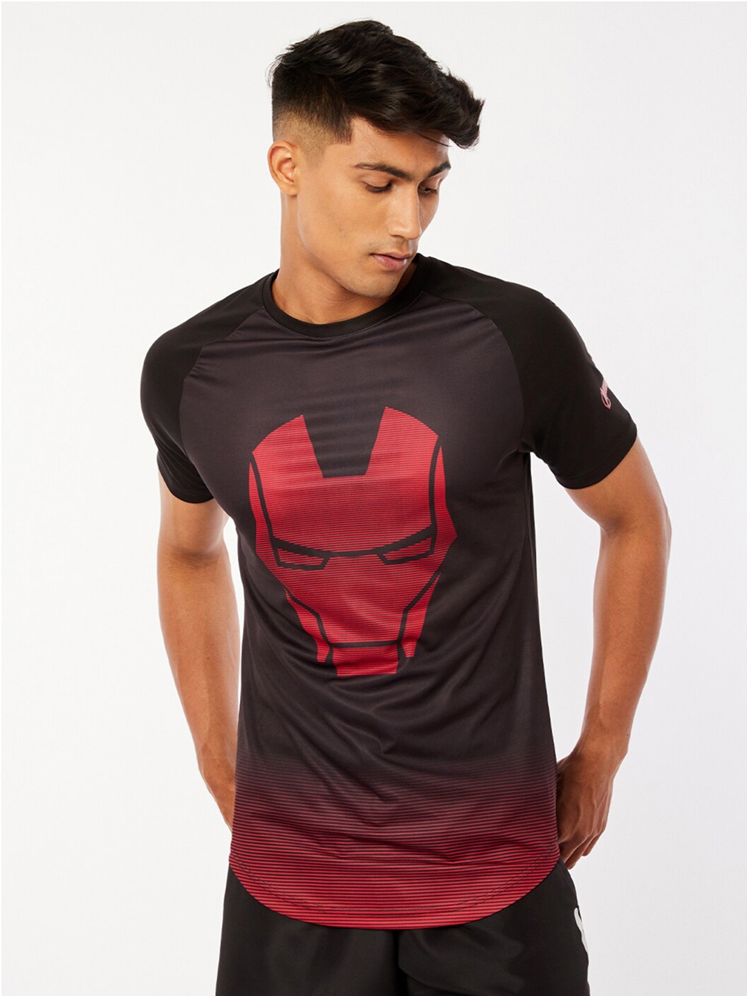 

Bewakoof X Play Men Black & Red Iron Man Printed Training T-shirt