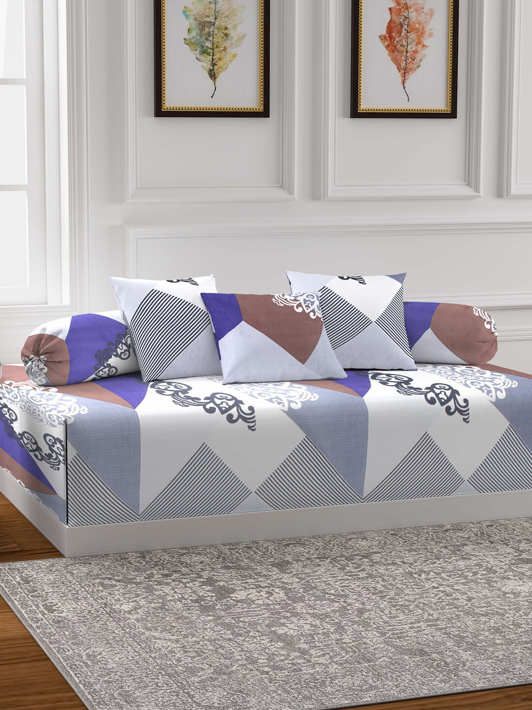 

Arrabi Set of 6 White & Grey Printed Diwan Set