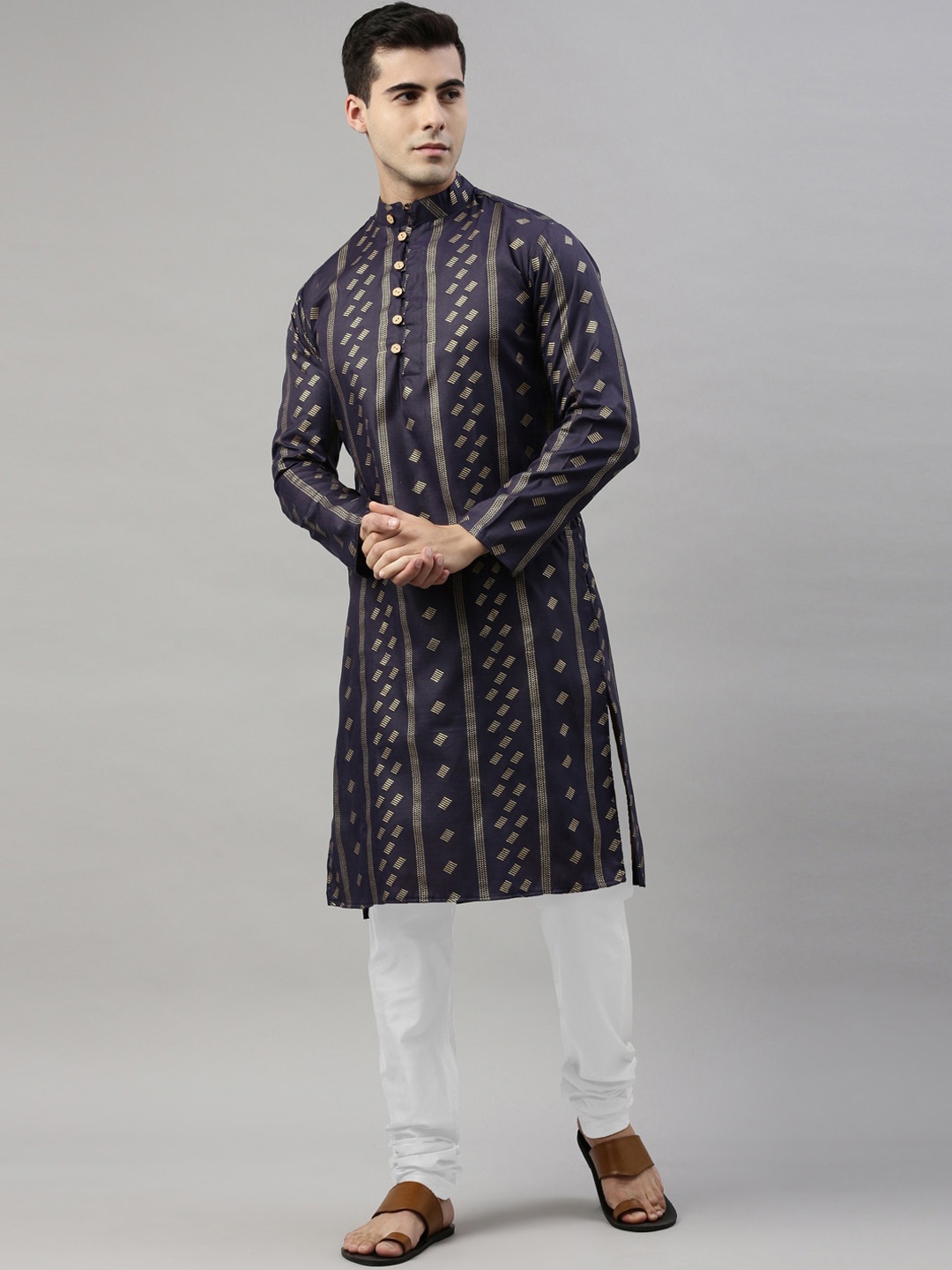 

ORUS Men Navy Blue Printed Kurta with Pyjamas