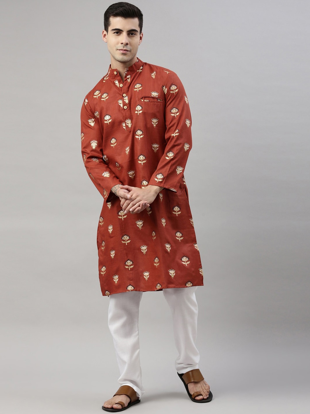

ORUS Men Red & White Floral Printed Kurta with Pyjamas