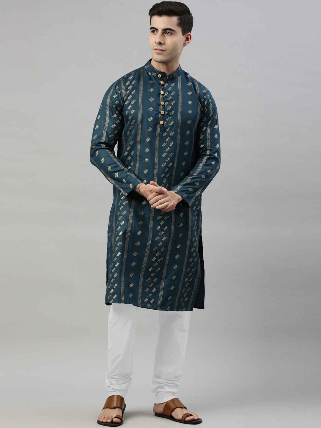 

ORUS Men Blue & White Printed Kurta with Pyjama Set