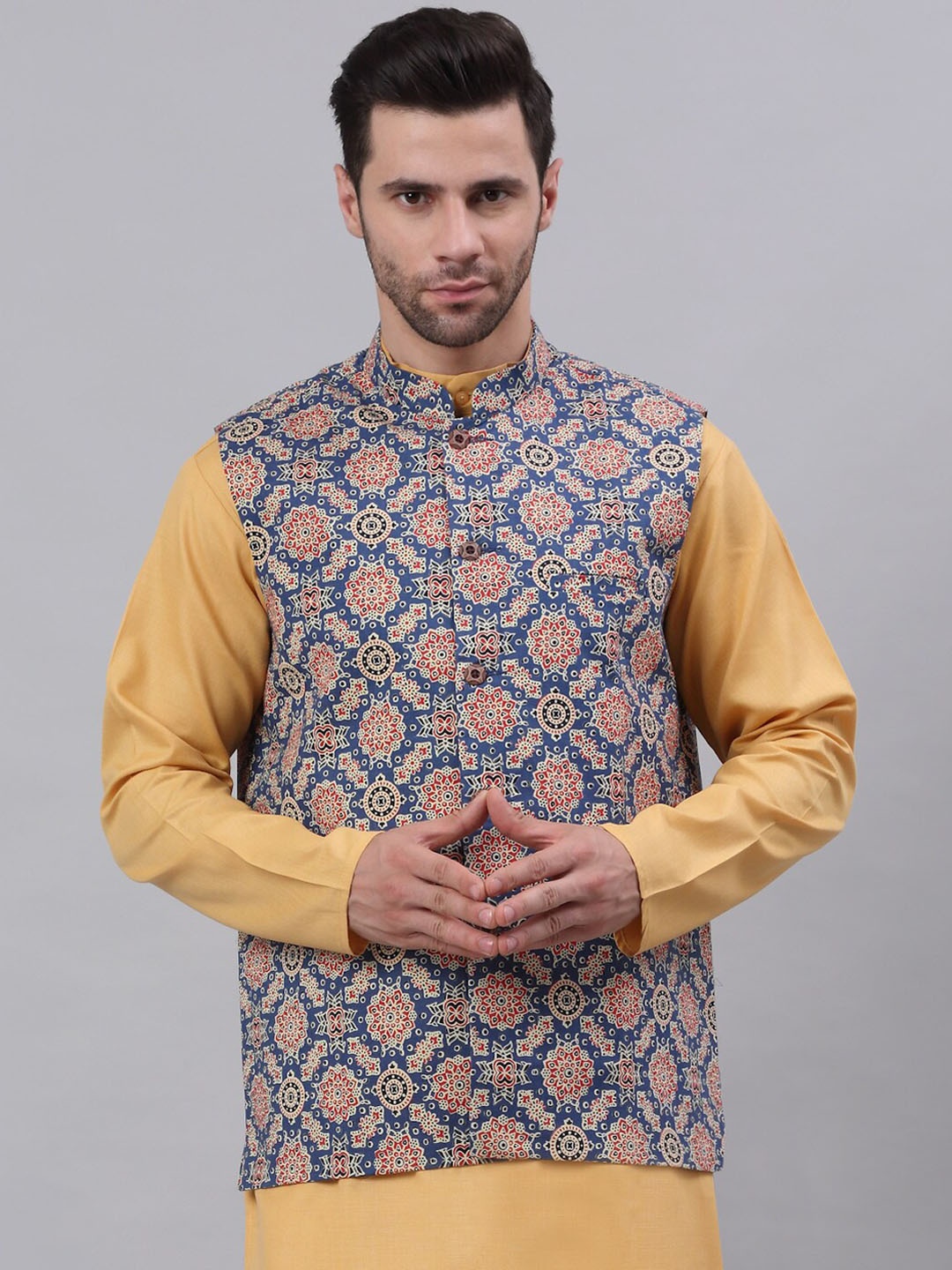 

NEUDIS Men Blue & Red Printed Woven Design Nehru Jacket