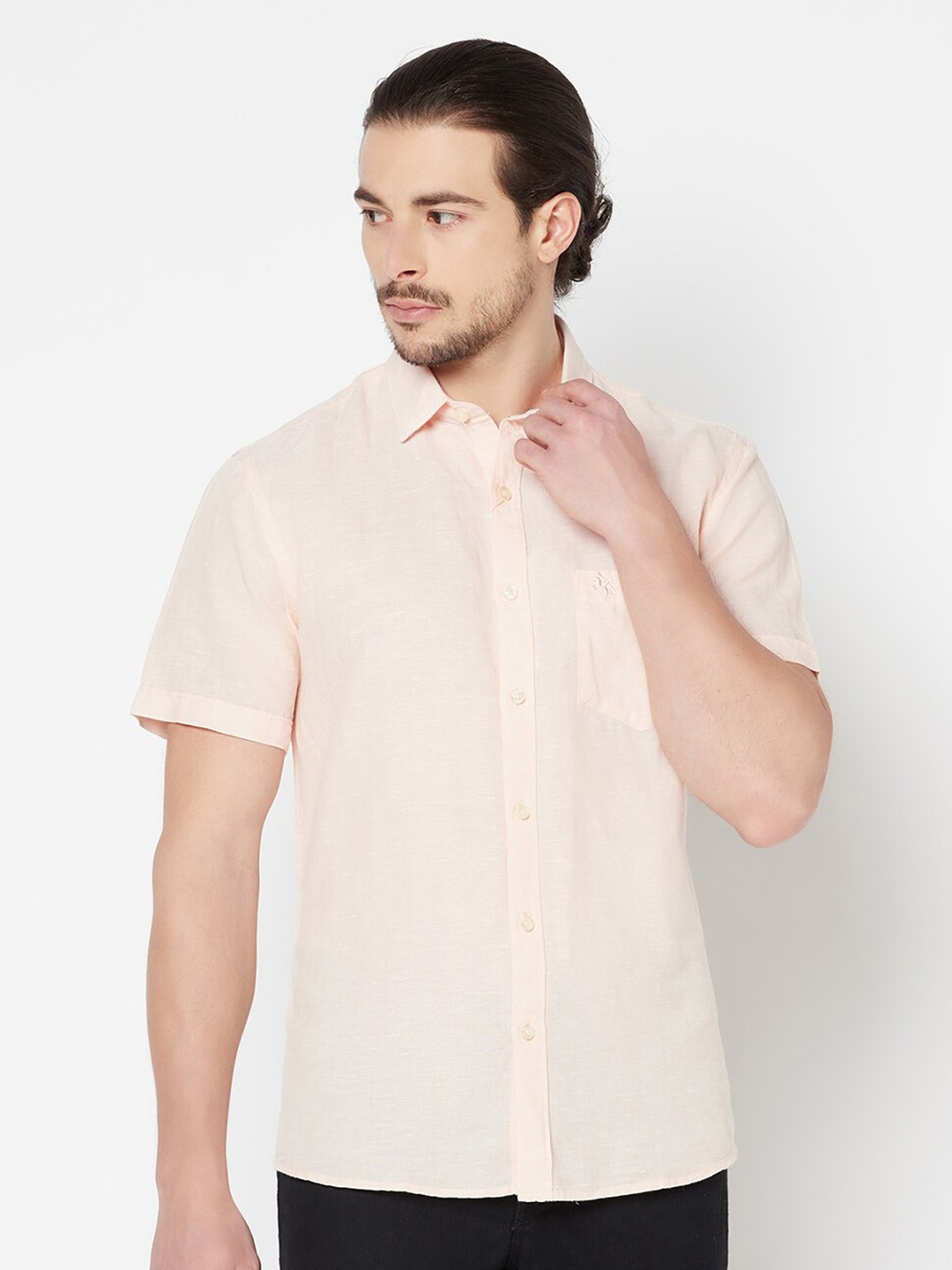 

Cantabil Men Peach-Coloured Solid Classic Casual Shirt
