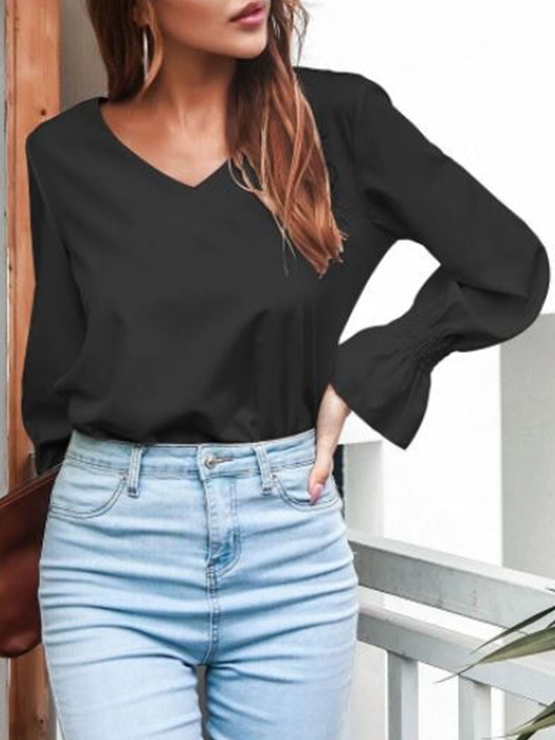 

La Aimee Black Solid Top