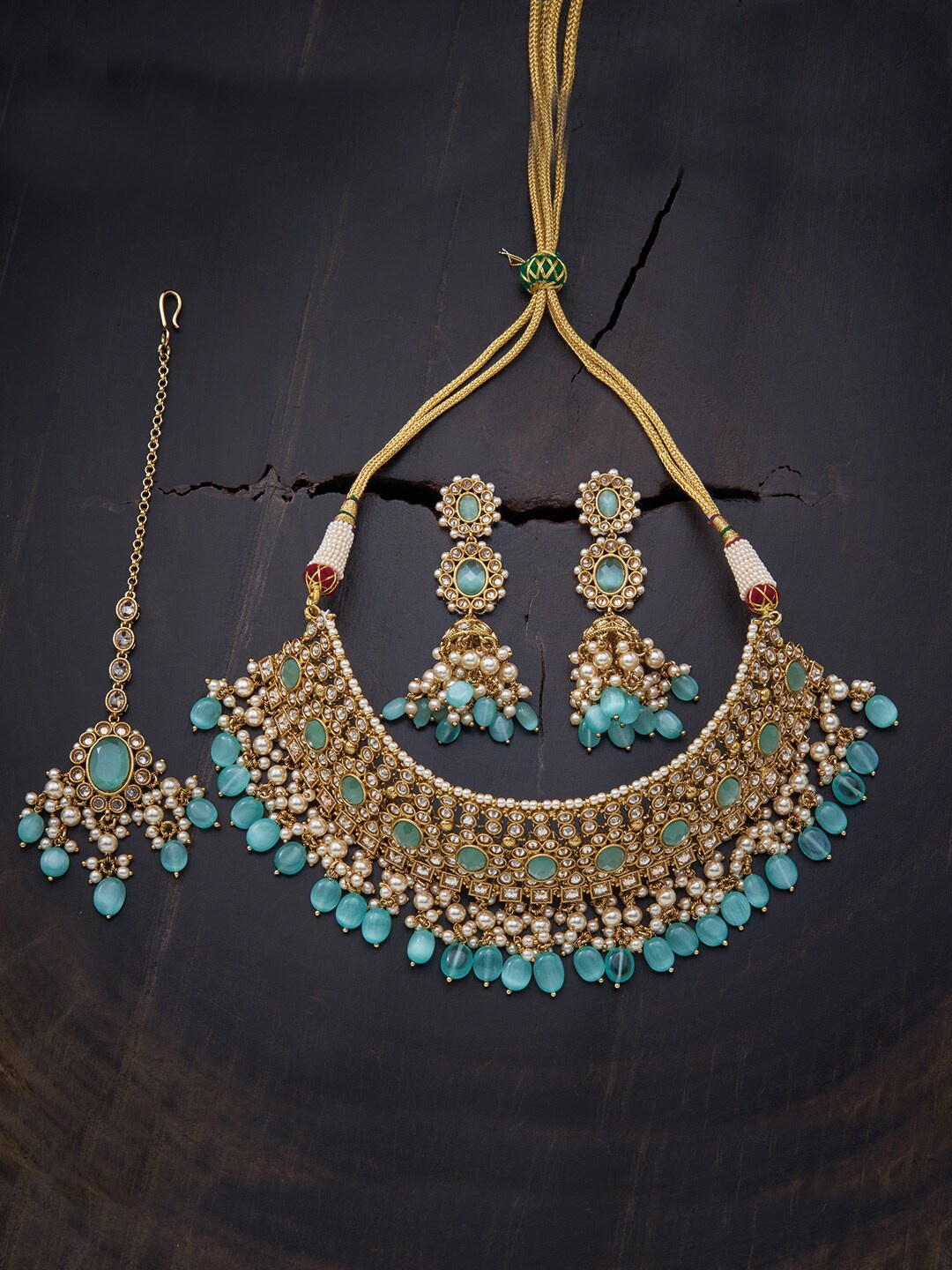 

Kushal's Fashion Jewellery Women Blue & Gold-Toned Jewellery Set with Maang Tika
