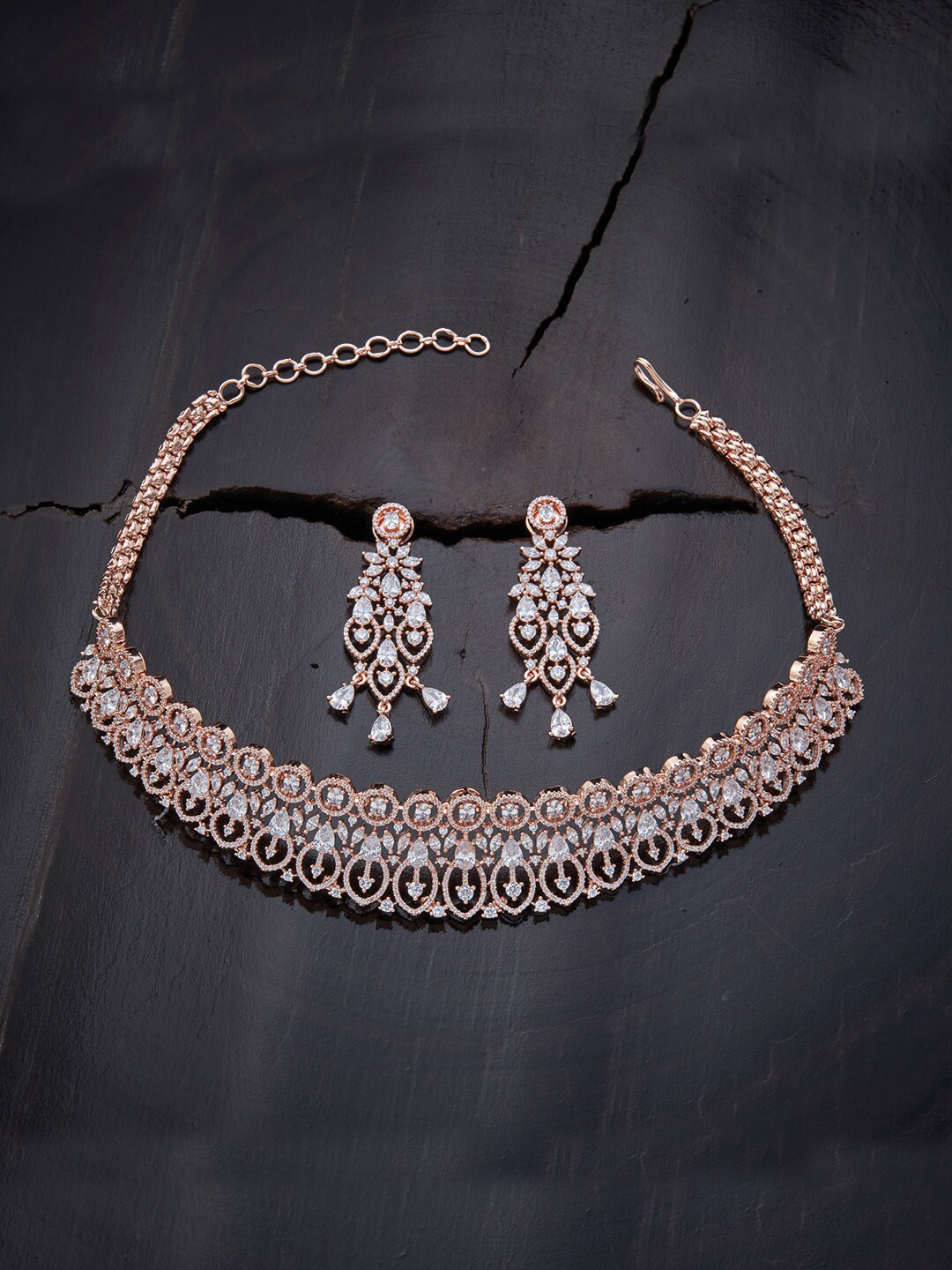 

Kushal's Fashion Jewellery White & Rose Gold-Plated Choker Jewellery Set