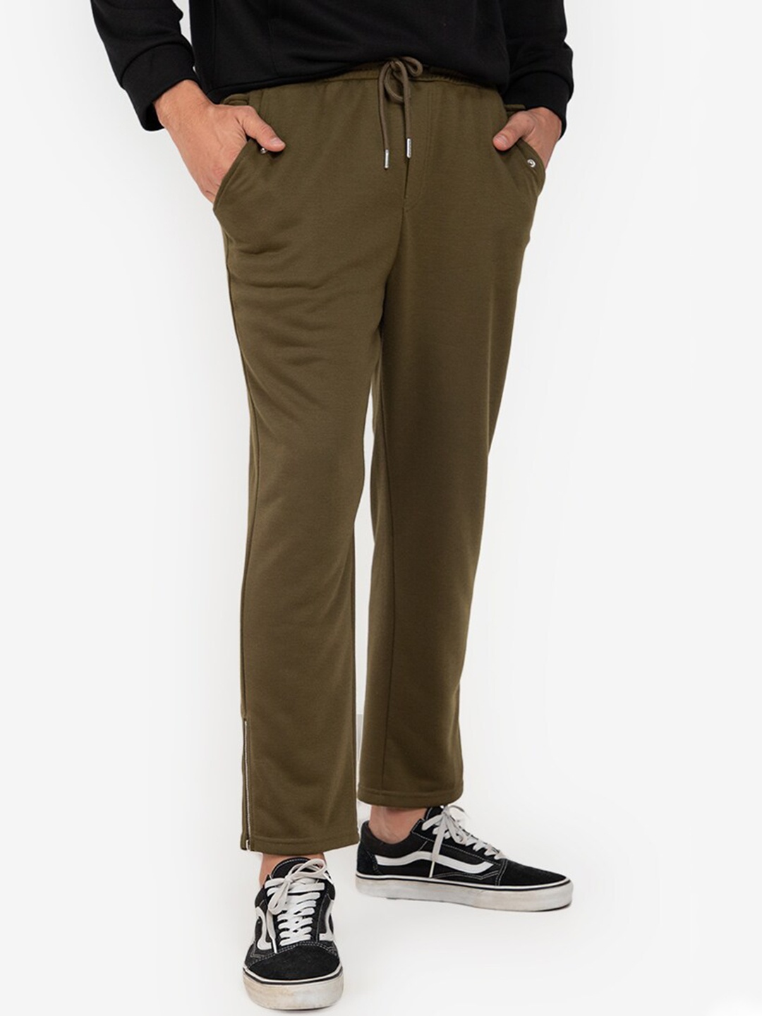 

ZALORA BASICS Men Green Solid Track Pants