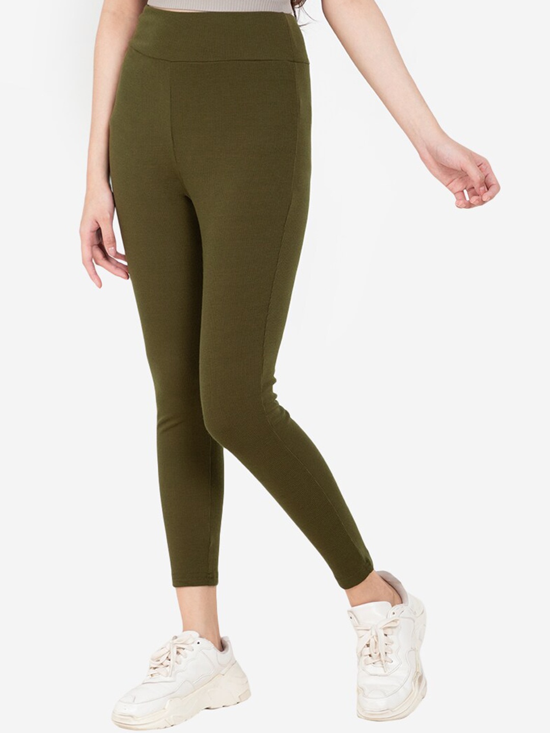 

ZALORA BASICS Women Olive Green Solid Leggings