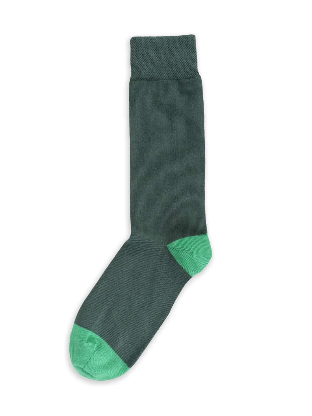 

Ted Baker Men Green Solid Classic Plain Socks