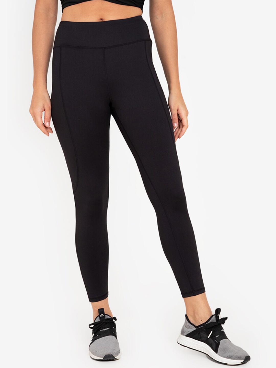 

ZALORA ACTIVE Women Black Solid Tights