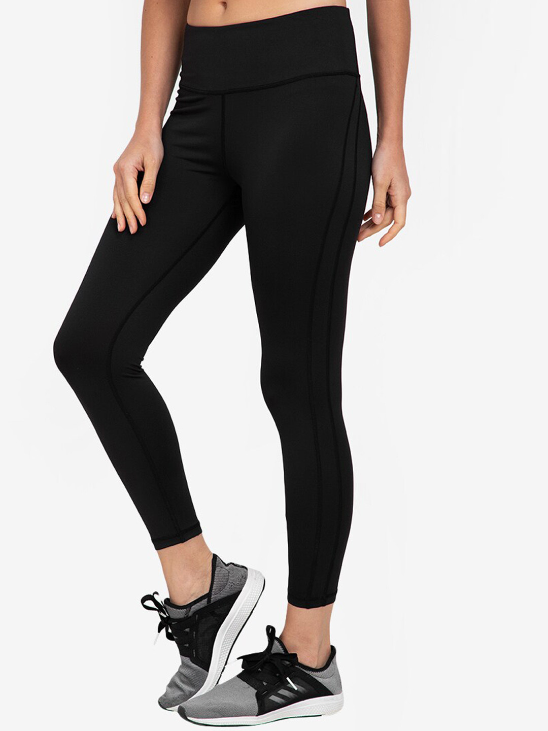 

ZALORA ACTIVE Women Black Solid Tights