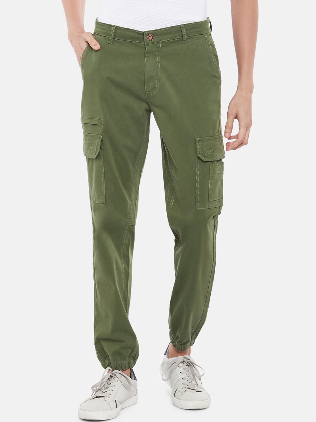 

Urban Ranger by pantaloons Men Olive Solid Slim Fit Cotton Chinos Trousers