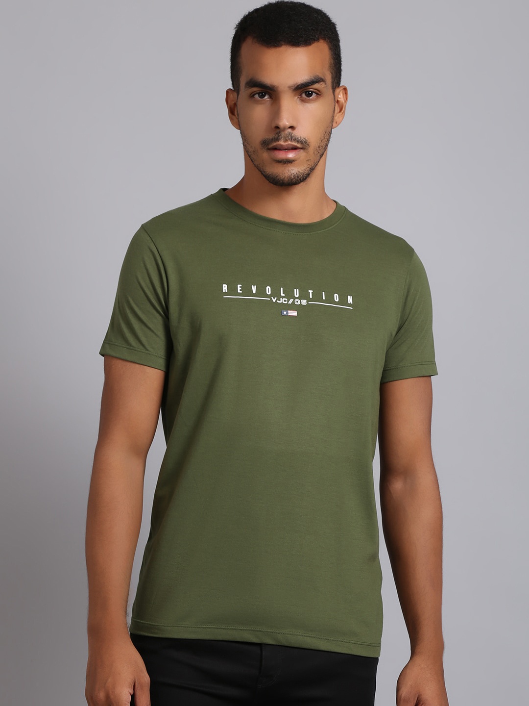 VENITIAN Men Green Typography Printed Slim Fit T-shirt